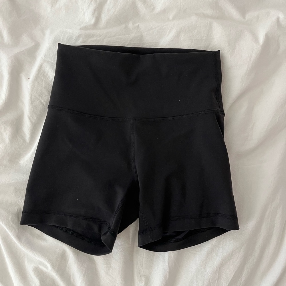 Lululemon bike shorts